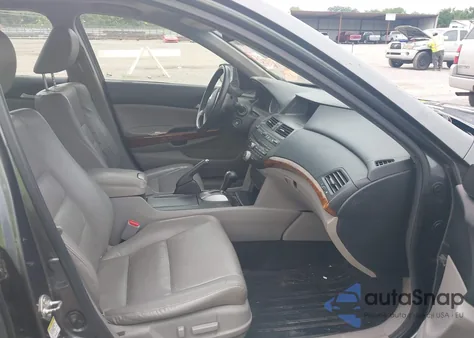 2011 Honda Accord 3.5 Ex-L из США, поврежденный, VIN 1HGCP3F8XBA012081